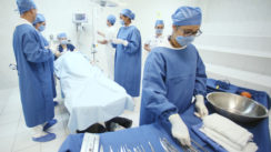 La chirurgie esthétique pour les seniors La chirurgie esthétique pour les seniors